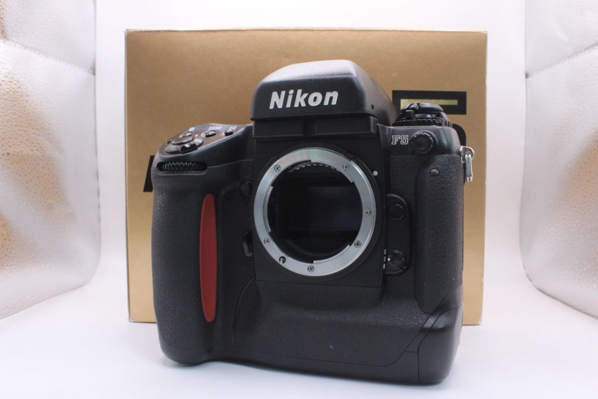★良品★ ニコン NIKON F5 ボディ 箱付き #4486@c RO5025