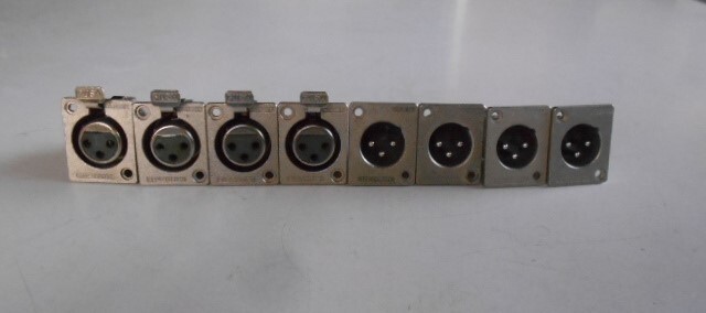 ★　レセプタクル　オス　XLRー32F×４個　メス　XLRー31F×４個　現状品 　動作未確認　中古　★