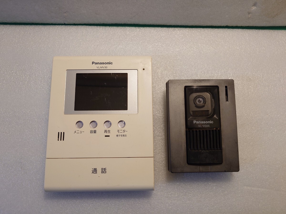 ②Panasonic テレビドアホン インターホン VL-V566 玄関モニター カメラ玄関子機 モニター親機通電確認　 VL-MV30X ジャンク！！！！！