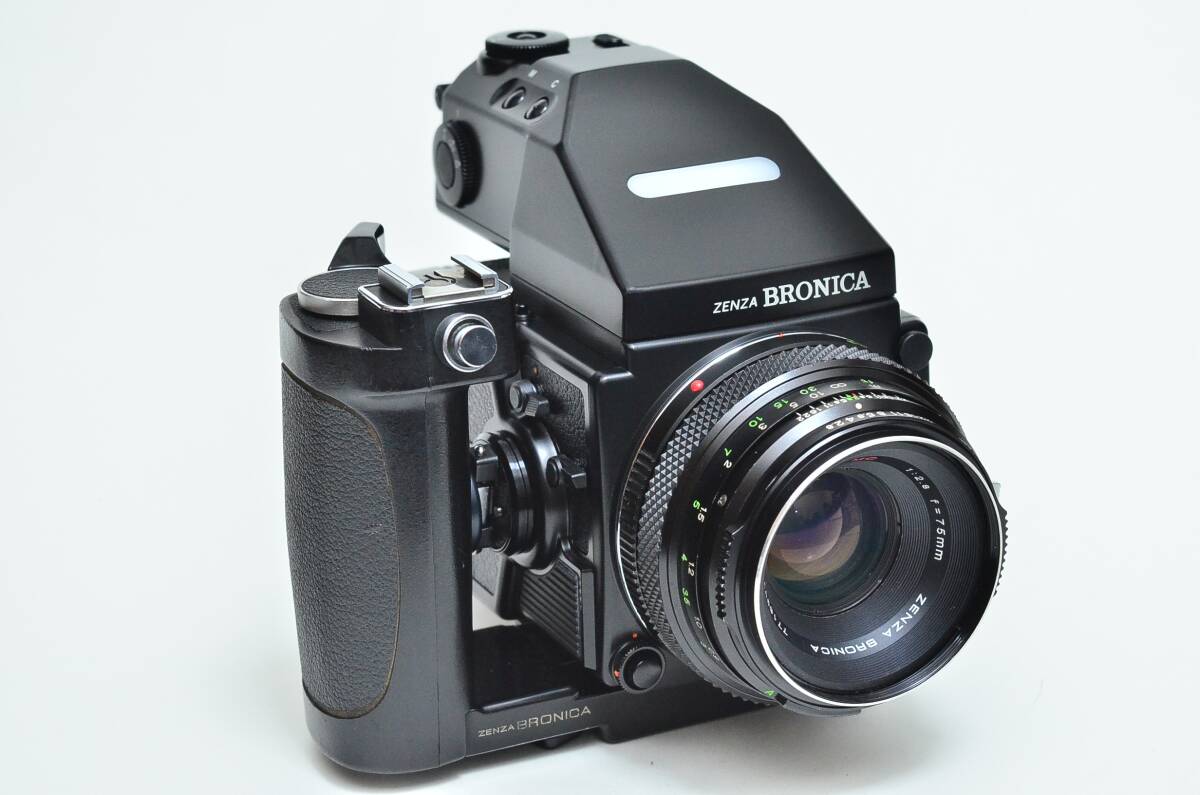 ZENZA BRONICA ETR-Si AE‐ⅢFINDER SPEEDGRIP 120BACK付 美品