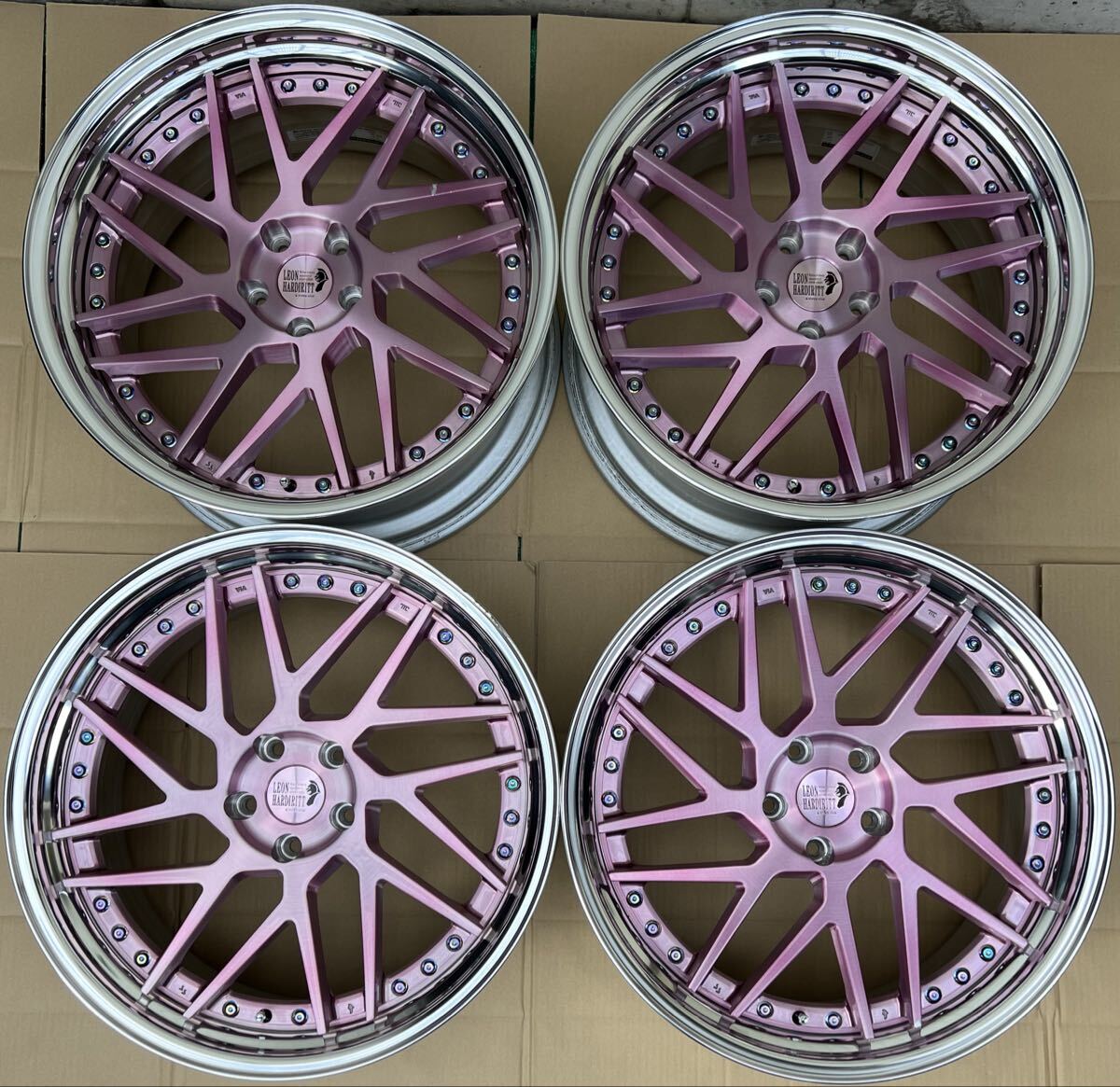 希少！美品 SUPER STAR レオンハルト ガイストFACE1 21インチホイール4本セット！9J+35/9.5J+35 5H PCD114.3 クラウン/アルファード30等