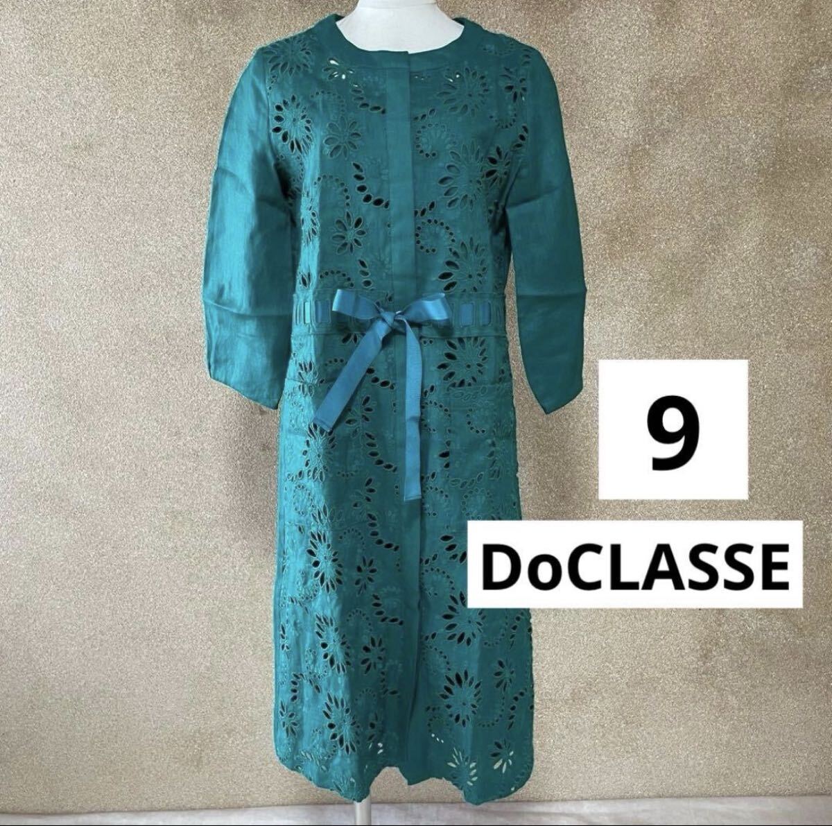 美品◇DoCLASSE◇カットワークレースワンピース◇インナーワンピース付き◇9