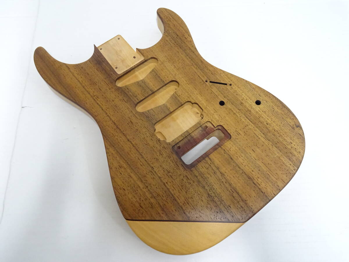 【詳細不明/ジャンク品】MU-679◆メーカー不明 ギター ボディ ギターパーツ 中古品