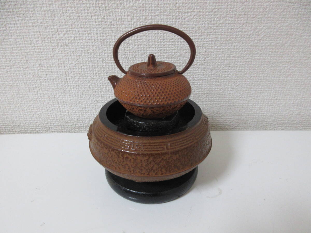 ① 南部鉄器 ミニチュア茶香炉 火鉢型 置物 昭和レトロ 鉄瓶急須 五徳 伝統工芸品 鉄器 囲炉裏 風炉 コレクション 激安1円スタート