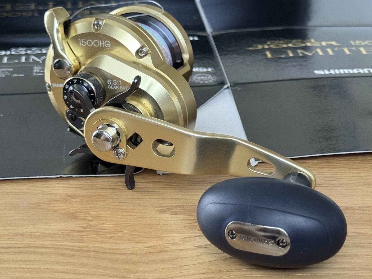 美品 シマノ 14オシアジガー リミテッド 1500HG (右）ギア不良