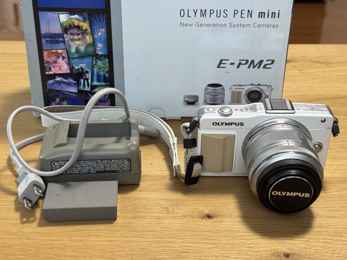 オリンパス OLYMPUS PEN mini E-PM2 レンズキット ショット数753回 使用感ない美品 フラッシュユニット付 used