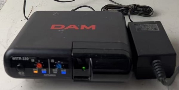 第一興商 DAM WITR-330 赤外線ワイヤレスマイクレシーバー 通電確認済み 電源アダプター付き 受信・音出し未確認 現状品 /T260502-0007/2