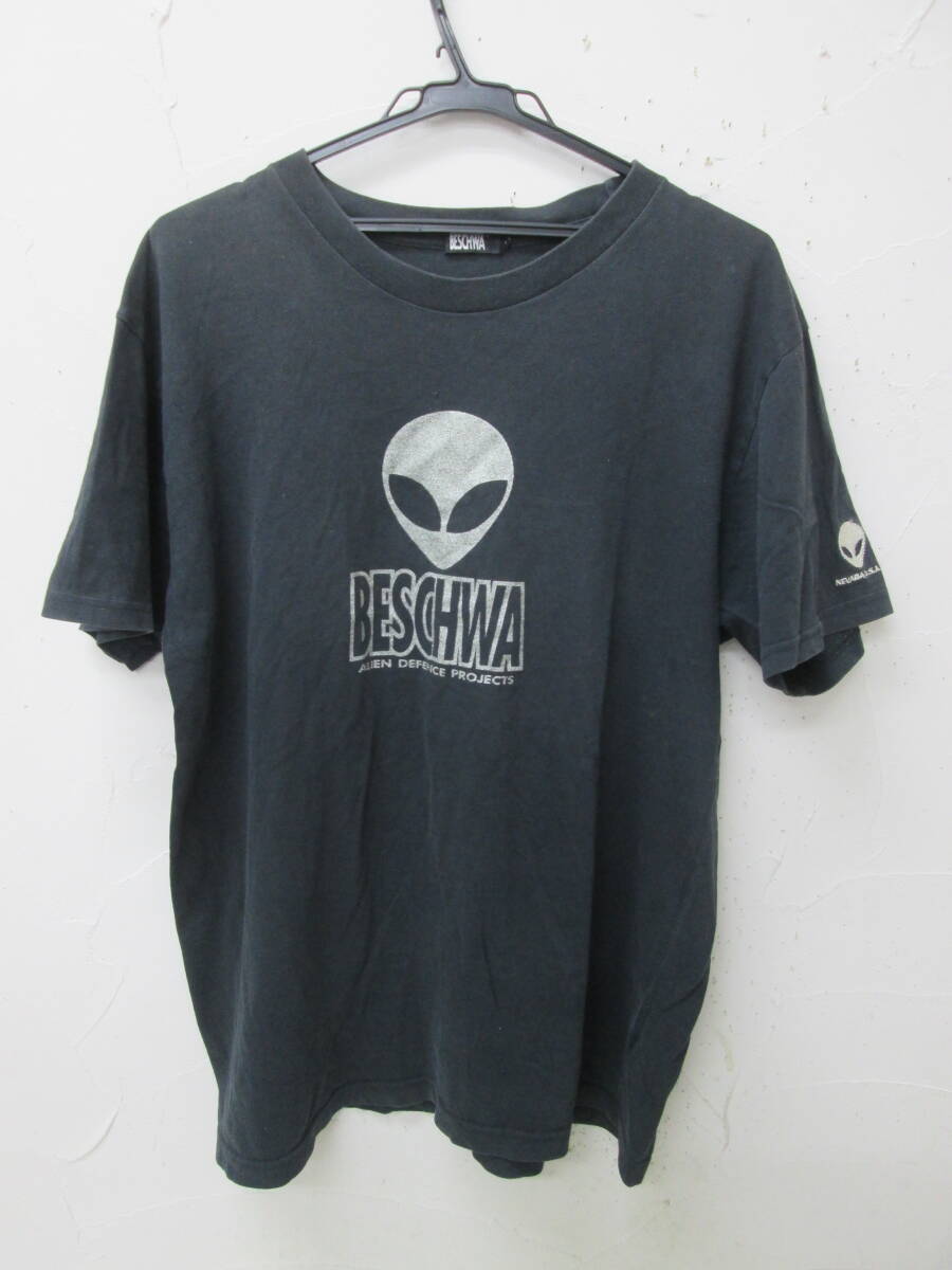 (30)♪BESCHWA ビシュワ メンズ 宇宙人 エイリアン プリント 半袖 Tシャツ ブラック サイズL 訳あり 