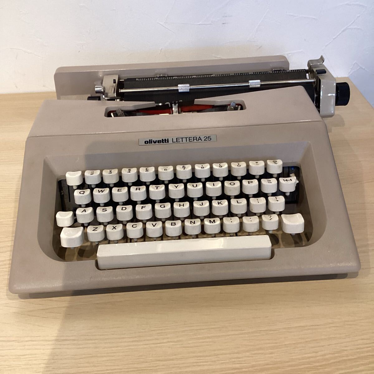 オリベッティ　タイプライター　アンティーク　昭和レトロ【T22689】（6）