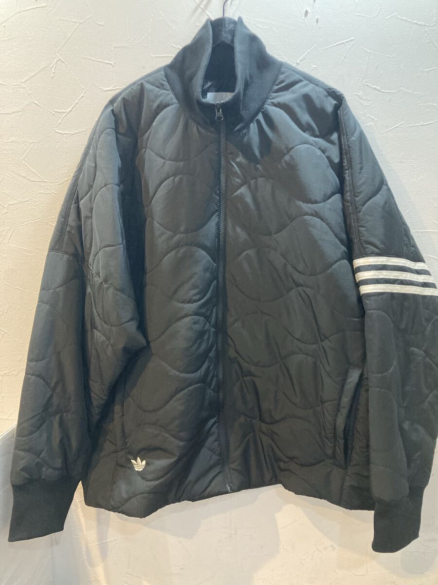 アディダス　ジャンパー　冬物　サイズ3XL【T23647(55)】(6)