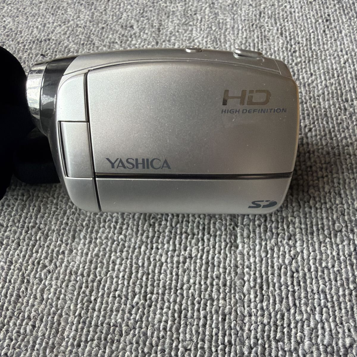 YASHICA HD HIGH DEFINITION デジタルビデオカメラ SDカード対応