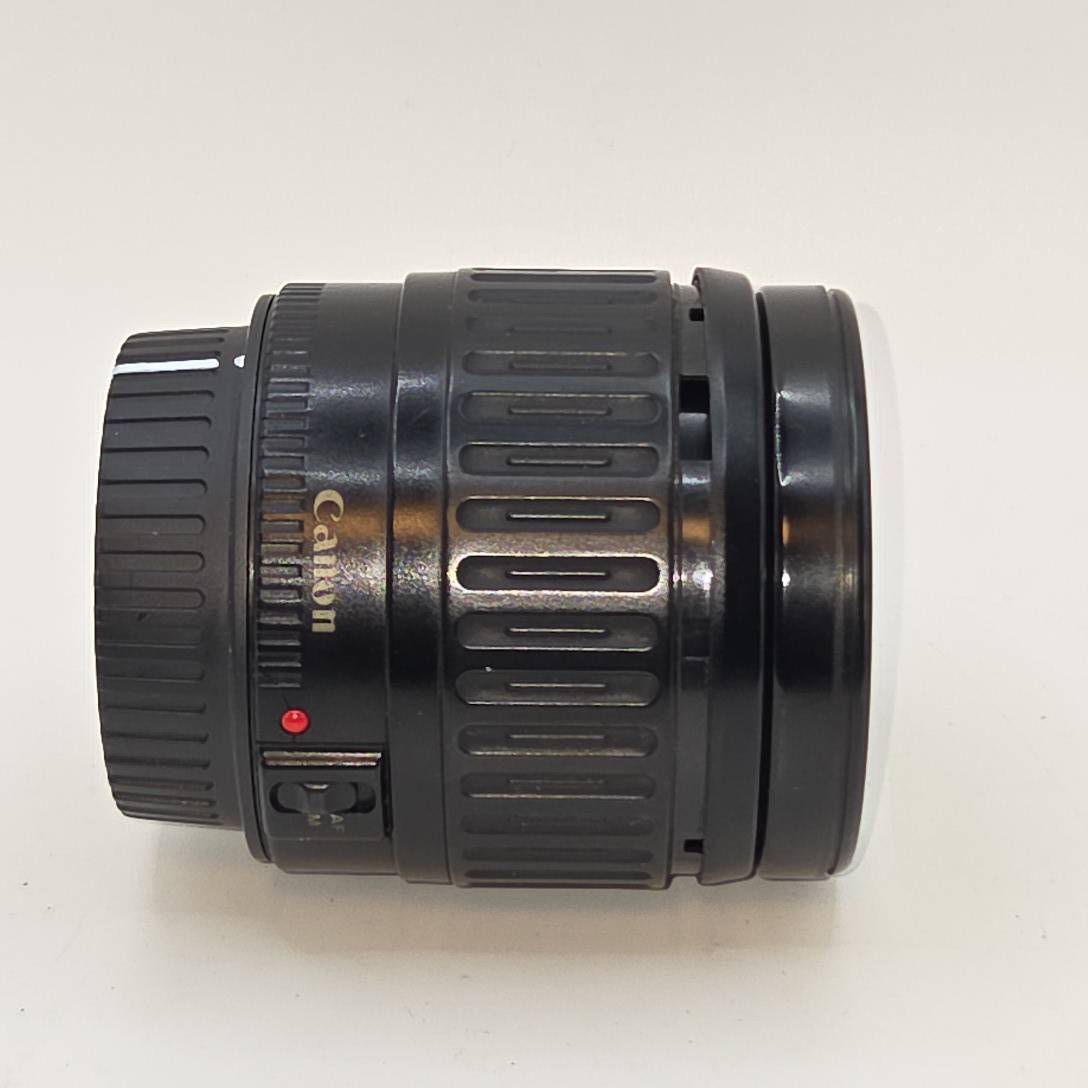 Canon キヤノン EF 35-80mm F4-5.6 III 標準ズームレンズ　リアキャップ付　フロントキャップなし　鏡筒の破損有現状品　動作未確認　B529
