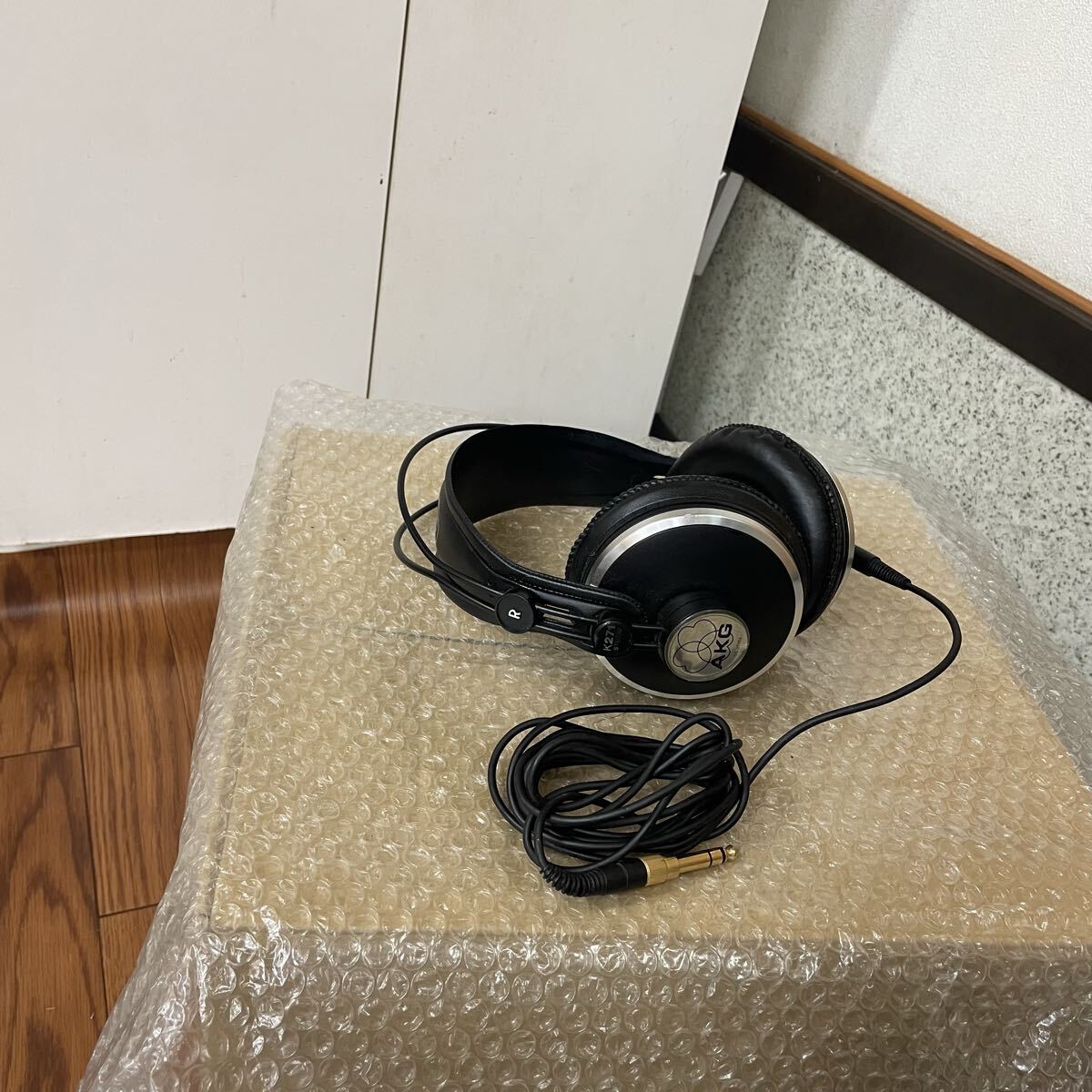 AKG ヘッドフォン K271 中古
