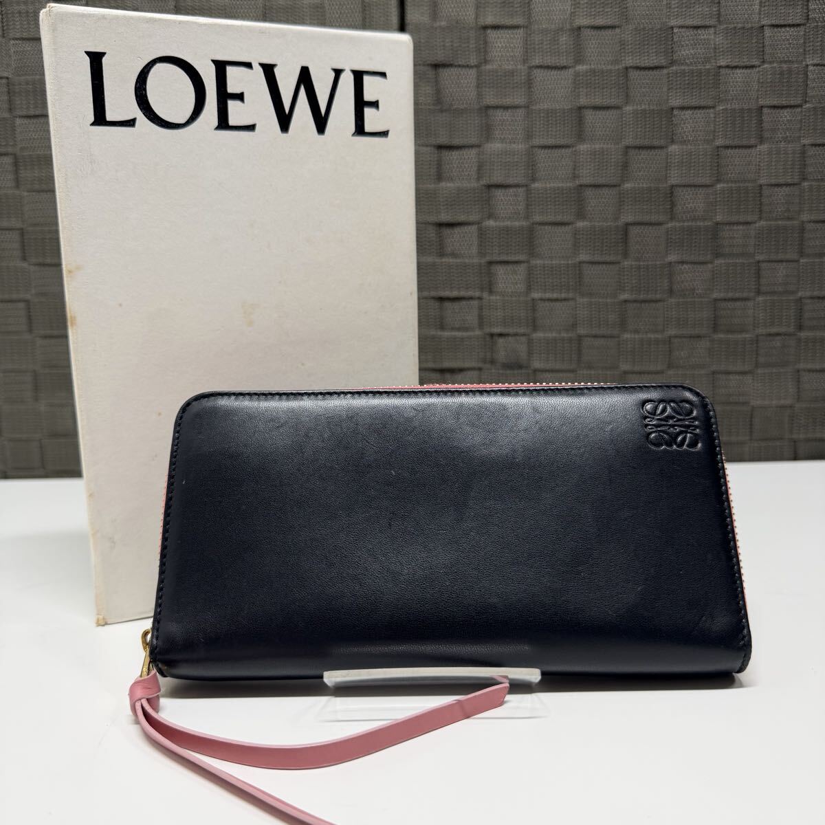LOEWE ロエベ 長財布 ラウンドファスナー アナグラム 財布 ロングウォレット