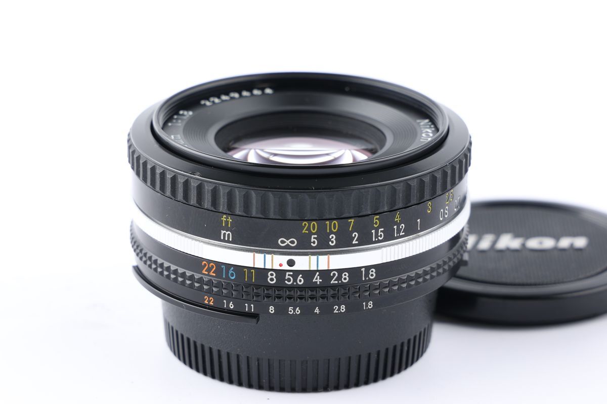 【かめらや】00072 Nikon Ai NIKKOR 50mm F1.8S Ai-S 単焦点 標準 パンケーキレンズ Fマウント
