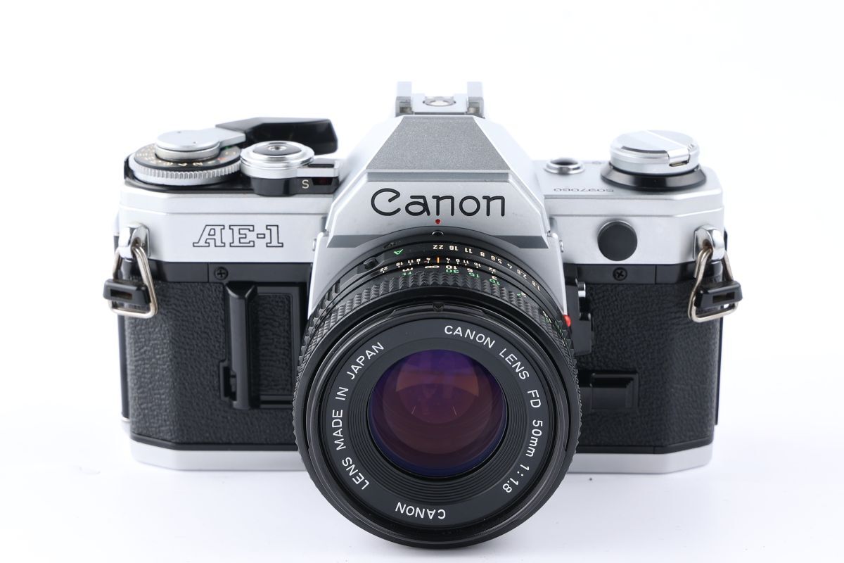 【かめらや】00031 美品 Canon AE-1 + New FD 50mm F1.8 単焦点レンズ MF一眼レフ フイルムカメラ