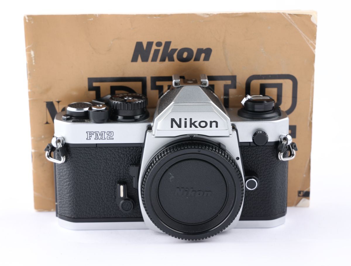 【かめらや】00042 Nikon New FM2 後期 MF一眼レフ フイルムカメラ