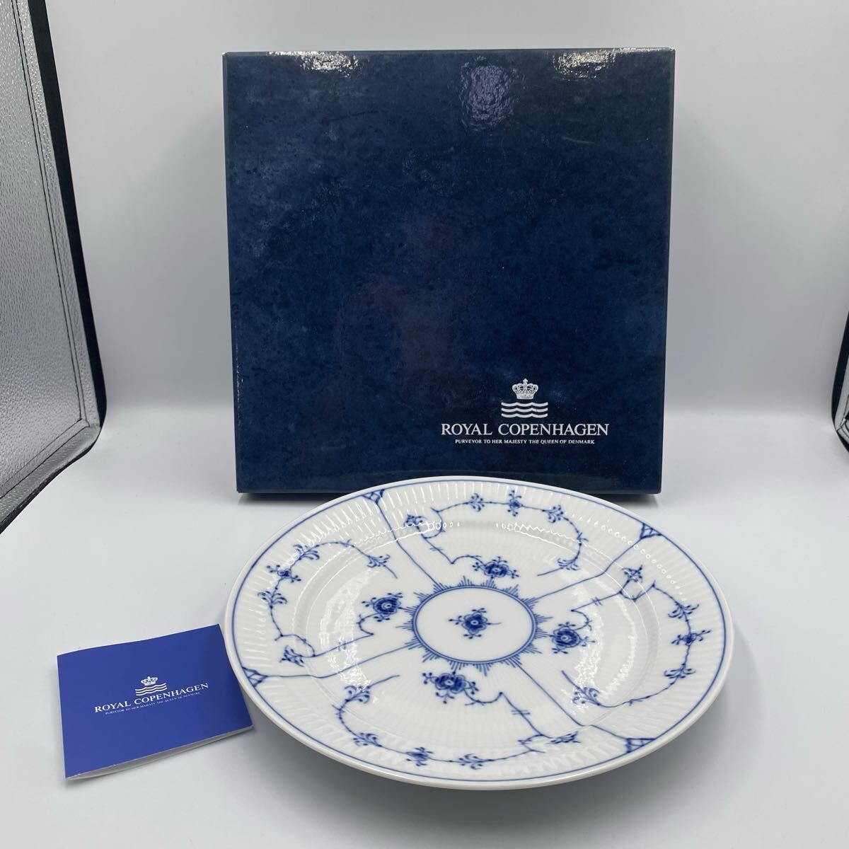 ＄【売り切り】 ROYAL COPENHAGEN ロイヤルコペンハーゲン ブルーフルーテッド プレイン 皿
