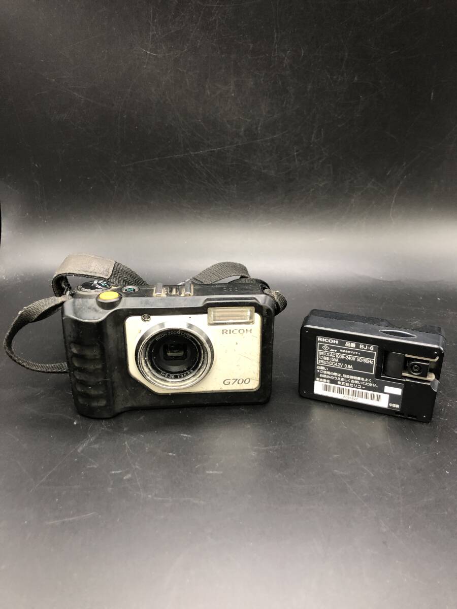 RICOH リコー　G700 デジカメ　動作未確認