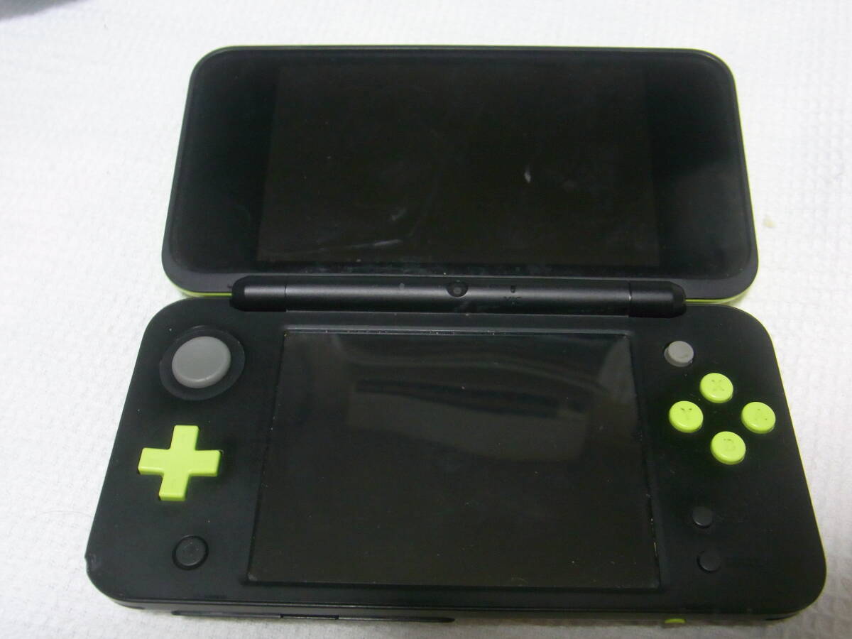 「New2DSLL ライム×ブラック」JAN-001　Nintendo ニンテンドーNew2DS LL 携帯ゲーム ディーエス ニュー2DSLL　 JAN-S-MAAA