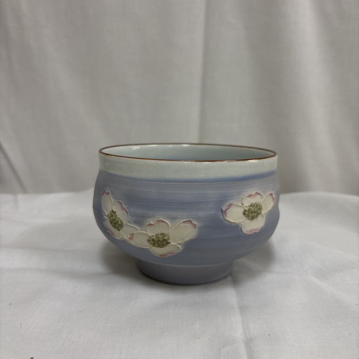 陶器製 茶器　茶碗　花水木柄