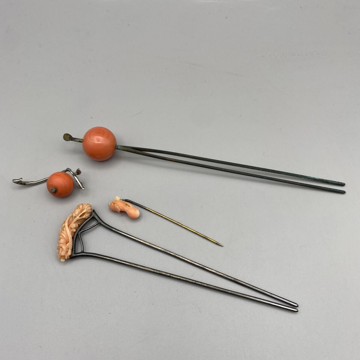 赤珊瑚 和装小物 まとめ売り 髪飾り かんざし 簪 櫛 アンティーク アクセサリー 和装用 サンゴ 珊瑚 ルース 売り切り