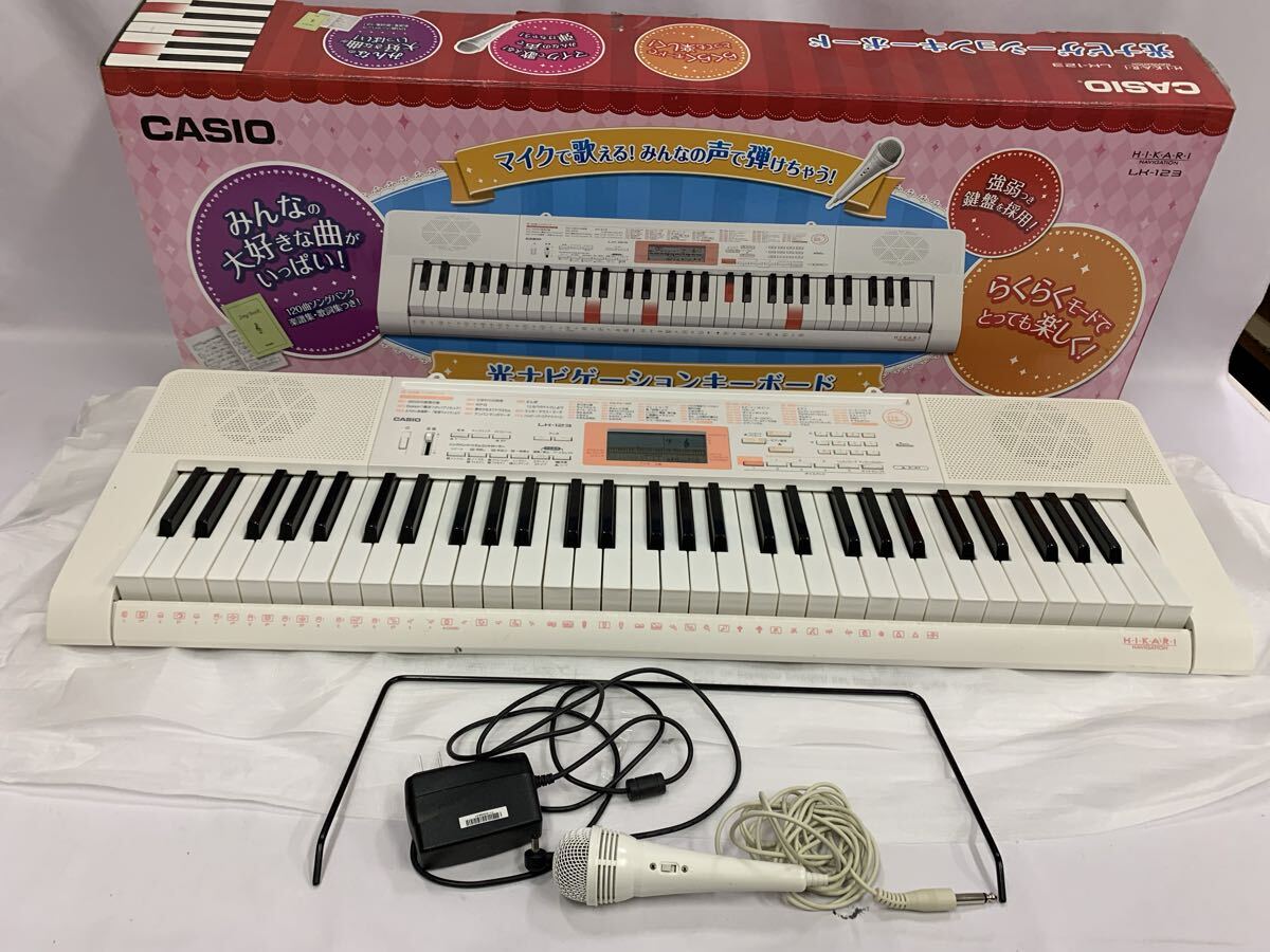 CASIO LK-123 電子キーボード [001] 089/654F