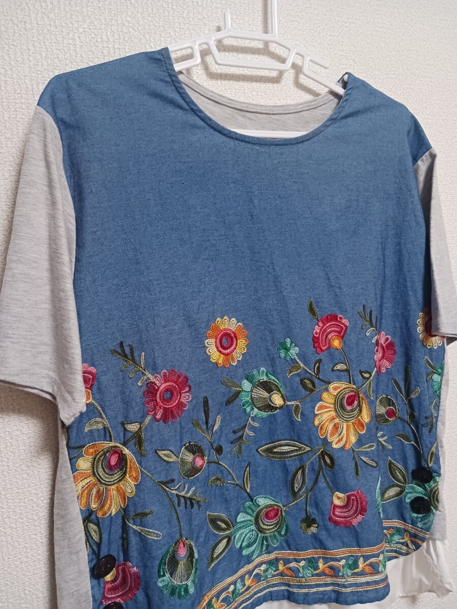 【美品】APAISER　花柄刺繍デニムブルー　半袖トップス　レディース　M～Lサイズ