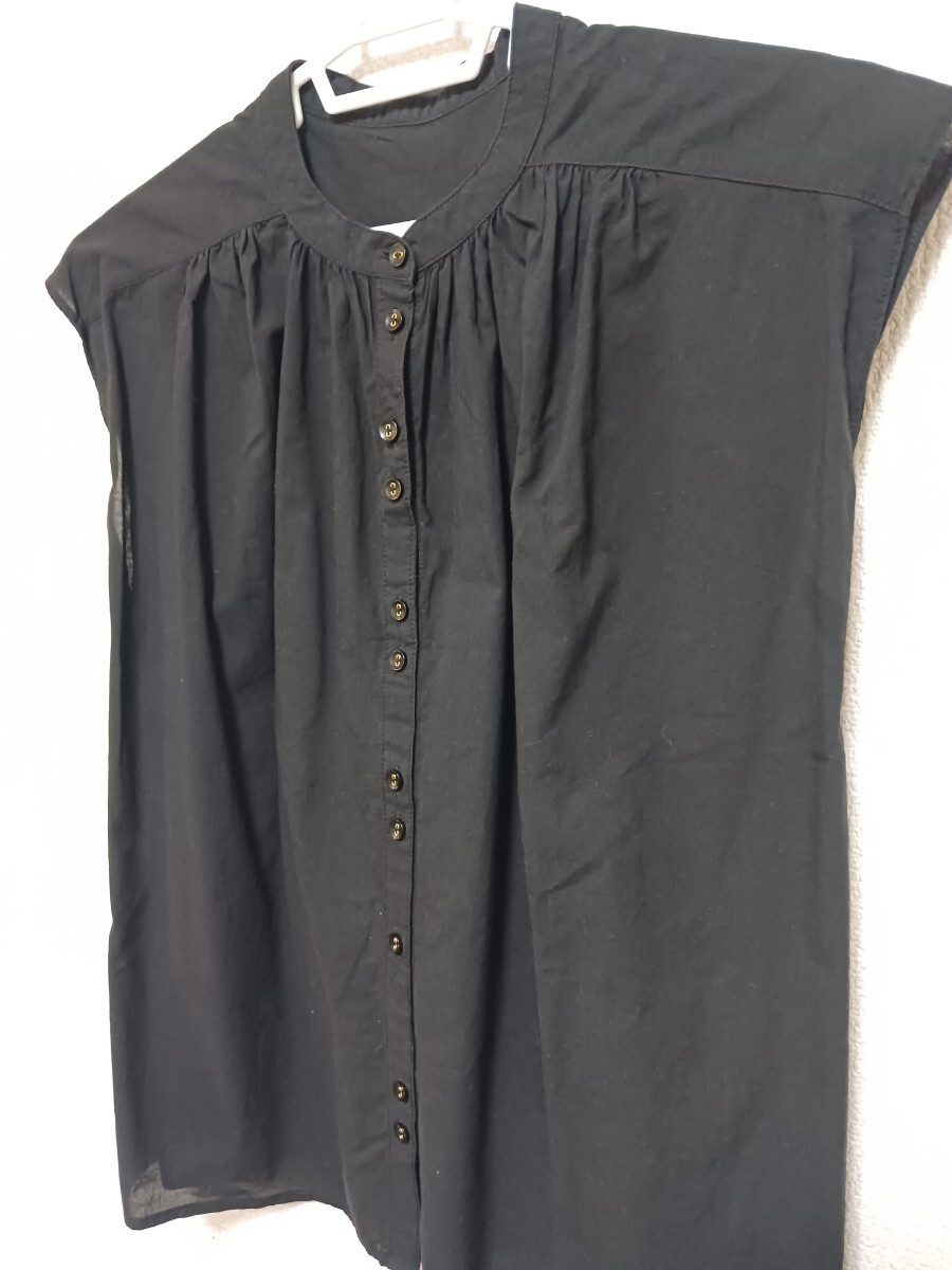 【美品】 ブラック ノースリーブシャツ　COTTON　レディース　Mサイズ