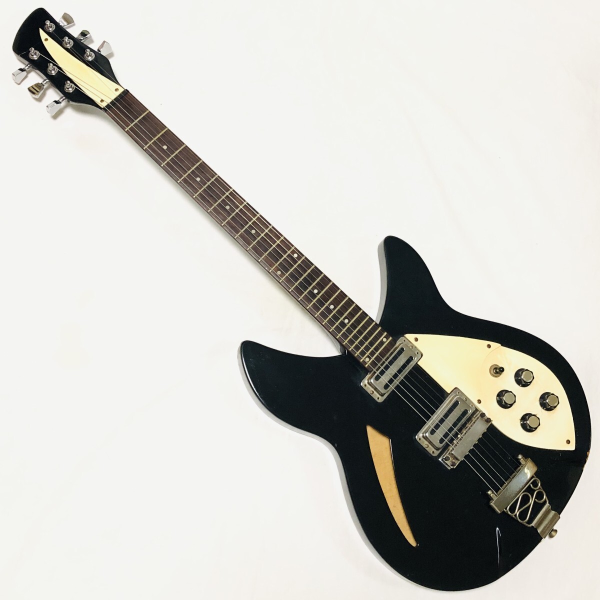 ブランド不明 エレキギター ブラック サウンドホール 330 Ariapro？