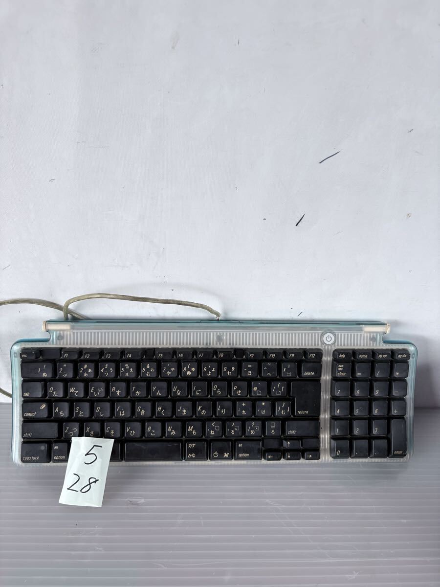  5/28 Apple USBキーボード M2452 
