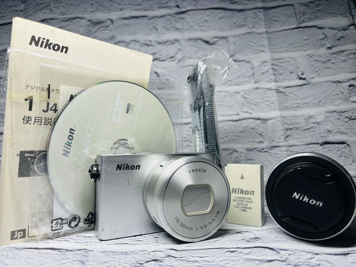 Nikon ニコン J4 ダブルレンズ デジタル ミラーレス