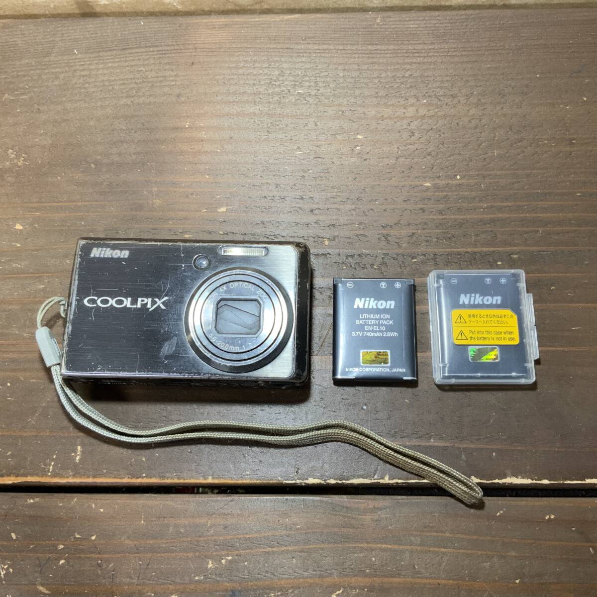 カメラ　Nikon COOLPIX S600 ジャンク品【6-30】