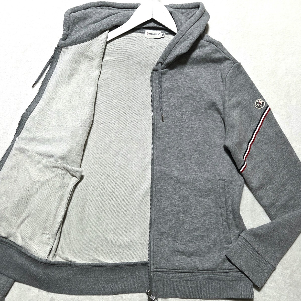 極美品/XL ■MONCLER パーカー MAGLIA CARDIGAN ブルゾン ジャケット トリコロール ロゴワッペン Wジップ モンクレール マグリア グレー 