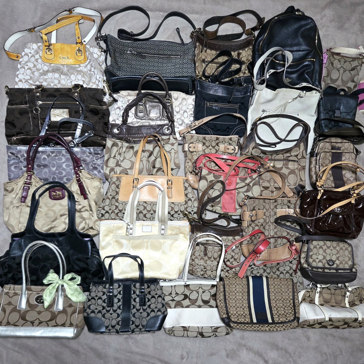 30点 [COACHのみ まとめ売り] ハンドバッグ ワンショルダー シグネチャー オプアート ターンロック コーチ ソーホー ホーボー ヴィンテージ
