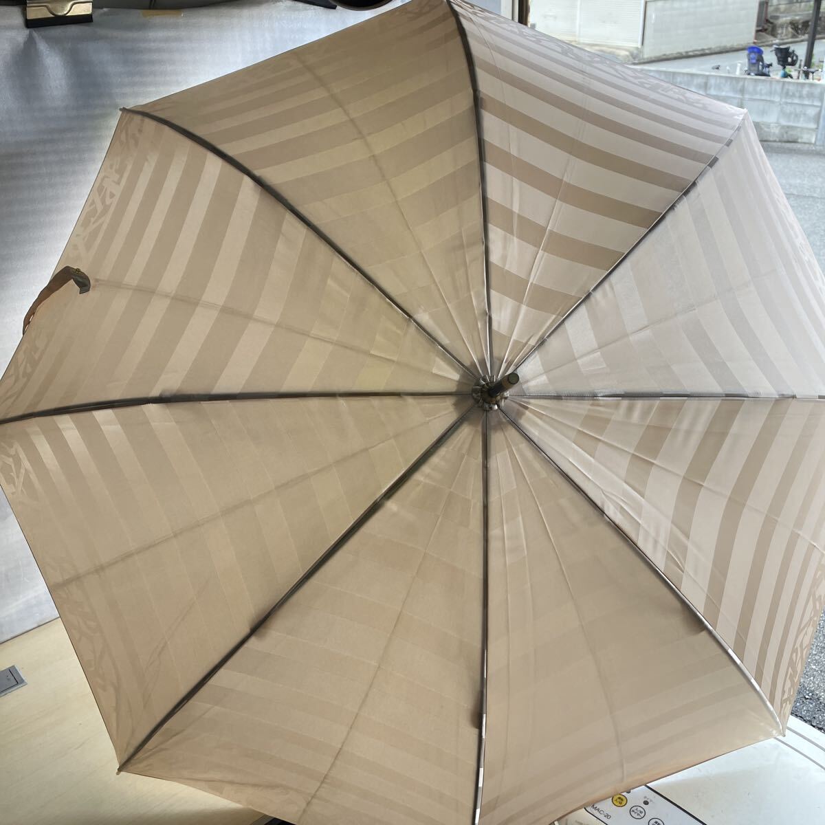 ストライプ柄 長傘 ベージュ系 雨傘