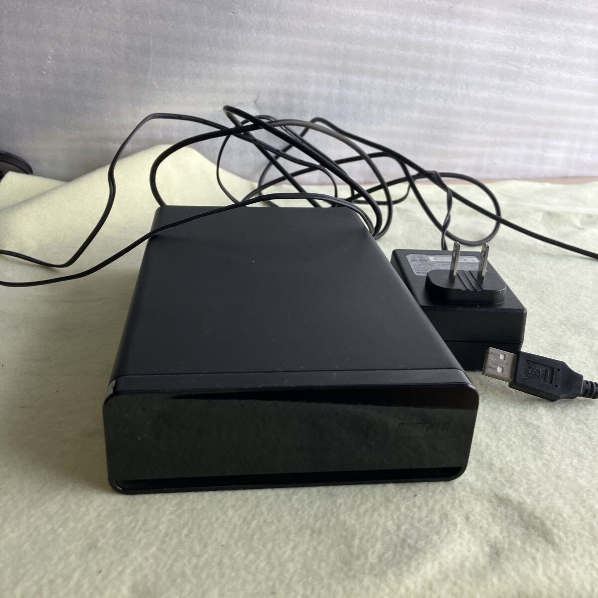 BUFFALO製 USB-HDD 1.0TB【HD-AVS1.0TU2/VJ】　動作OK