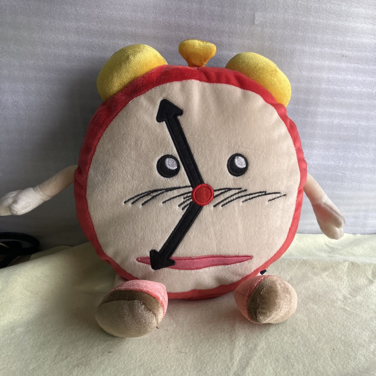 めざまし君クッション　めざましテレビ　フジテレビジョン　めざましくん　目覚まし君　目覚ましくん