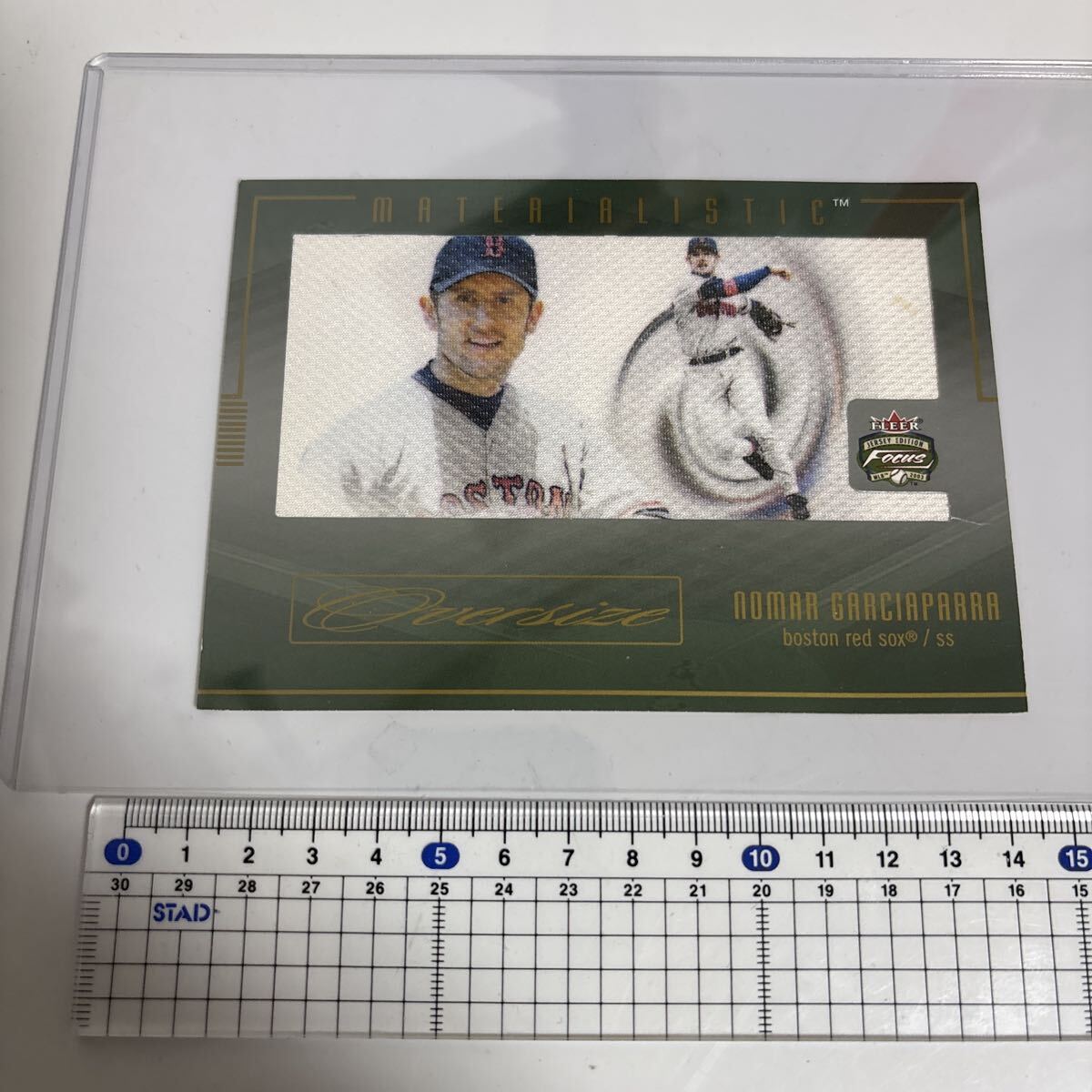  Nomar Garciaparra　2003 Fleer Focus Jersey Edition Materialistic 　Oversize 