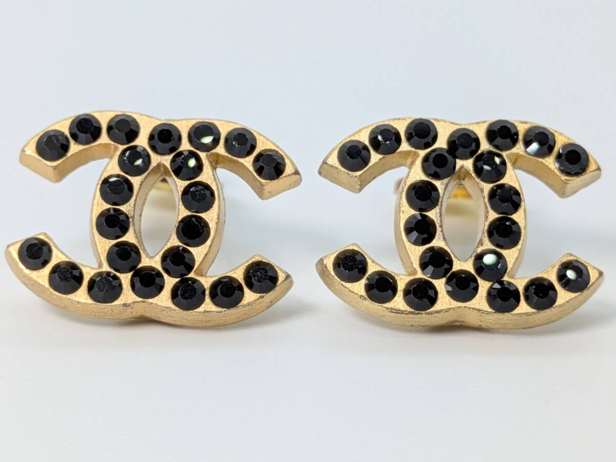 豪華!!シャネル CHANEL ココマーク イヤリング★ブラック×ゴールドカラー★重量約9.2g・15×20mm★清掃済