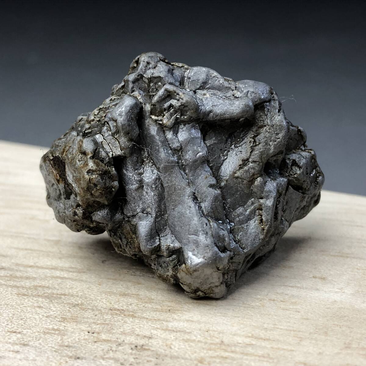 カンポ デル シエロ 鉄隕石 原石 重さ約41g アルゼンチン産