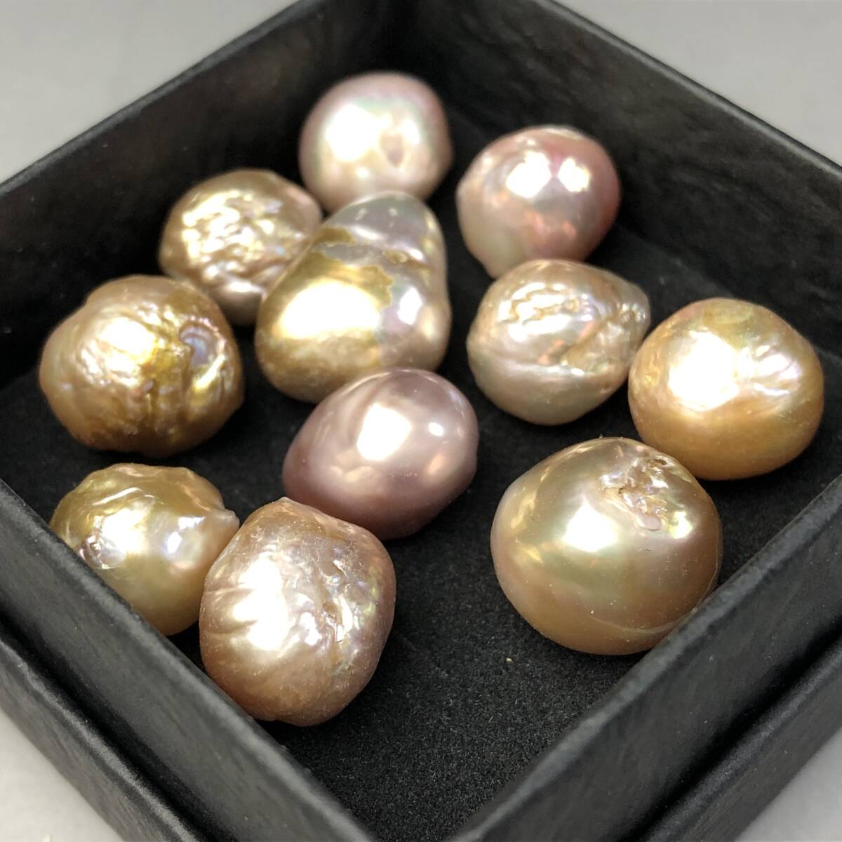 天然真珠まとめ マルチカラー 本真珠 ルース 大量セット★パール 素材用 穴なし 共箱　重さ約19g
