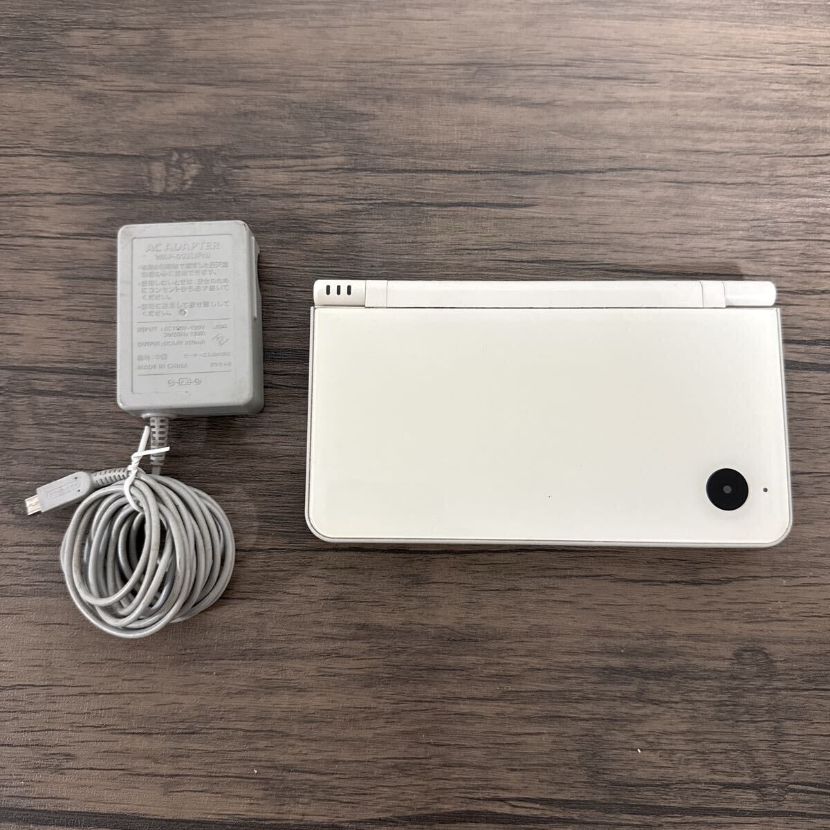 動作品 Nintendo DSi LL 任天堂 ニンテンドーDS i LL 初期化済み 純正充電器付