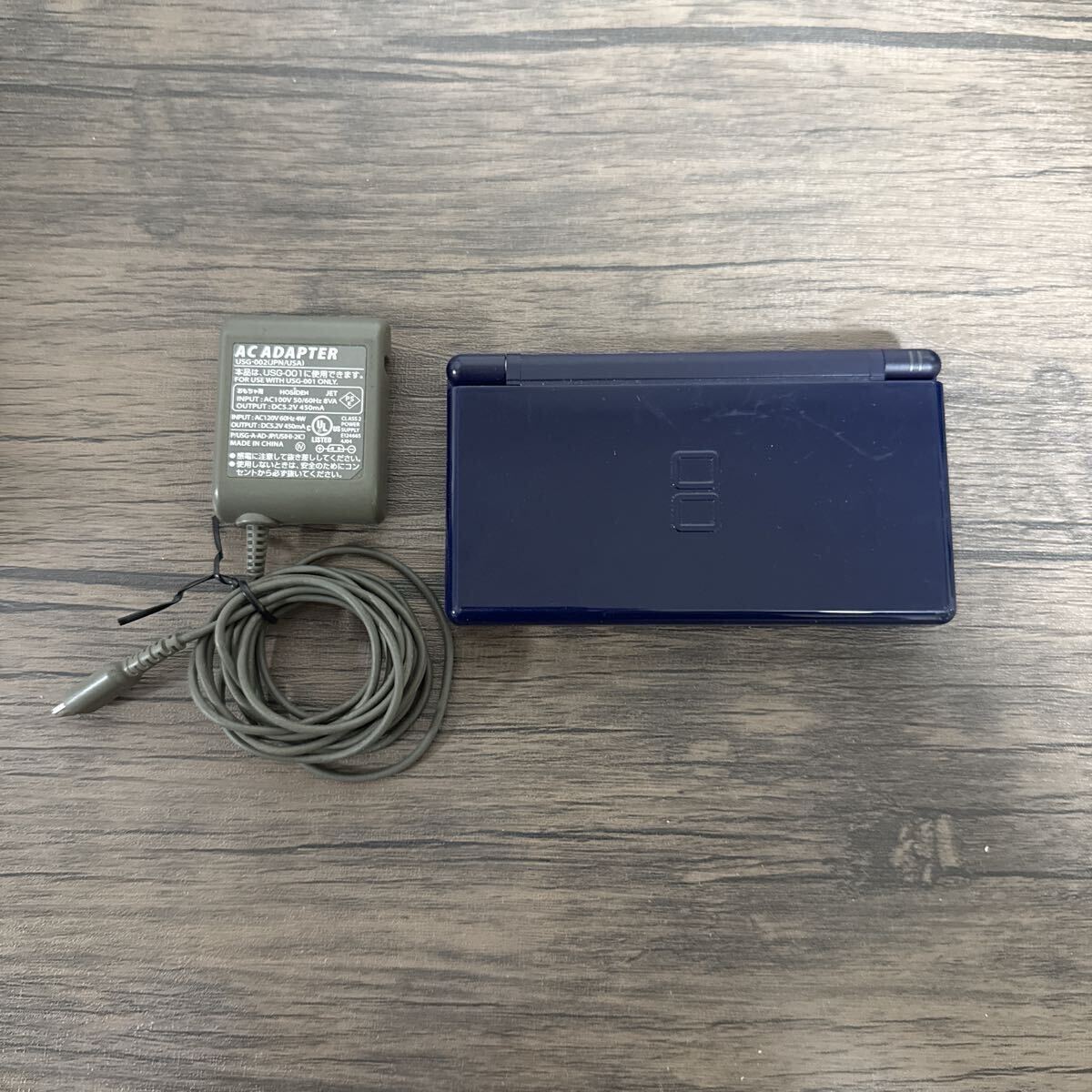 動作品 USG-001 Nintendo DS Lite 任天堂 ゲーム機 ニンテンドーDS ネイビー 純正充電器付 