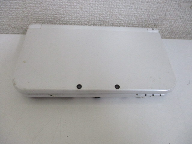 Nintendo 任天堂 new NINTENDO 3DSLL RED-001 ホワイト タッチペン無し 本体のみ 底カバー無し ジャンク品 激安1円スタート