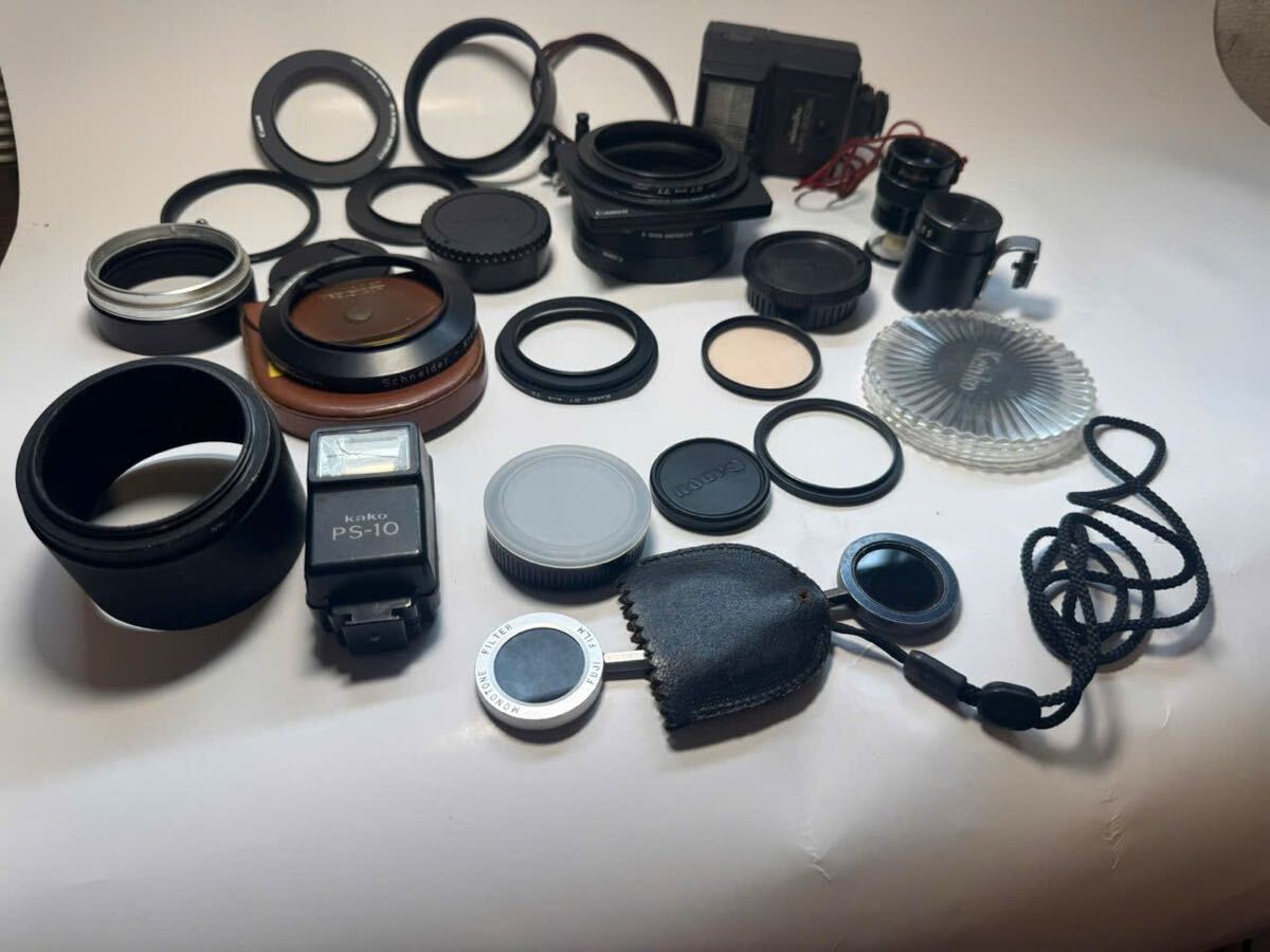 【まとめ売り】カメラ用品 大量セット レンズフィルター フード キャップ ストロボ ケース Minolta Canon Nikon Schneider Kenko 他 現状品