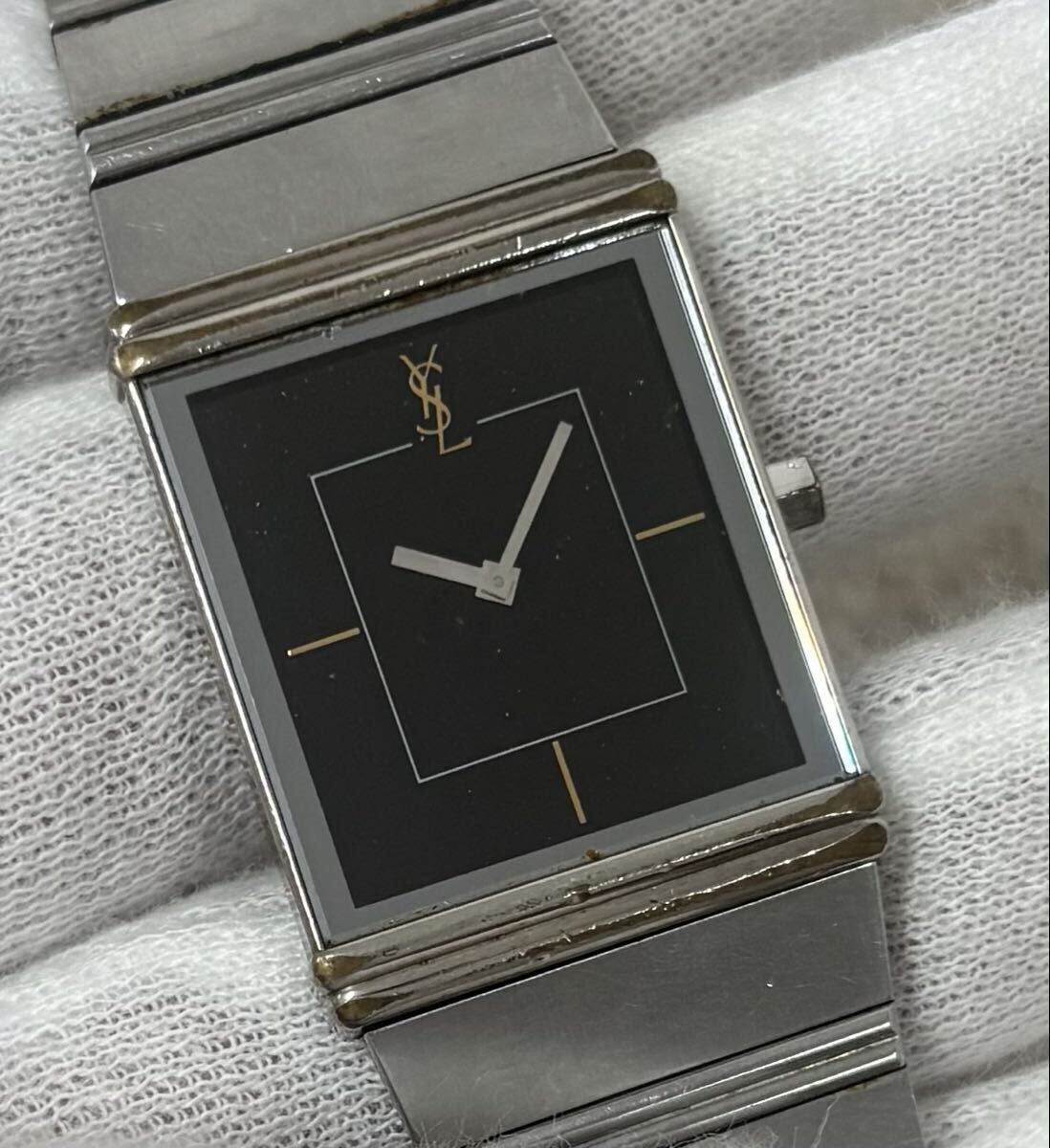 052631★Yves Saint Laurent/イヴサンローラン★2200-221354 Y★レディース腕時計★クォーツ★ブラック文字盤★ジャンク