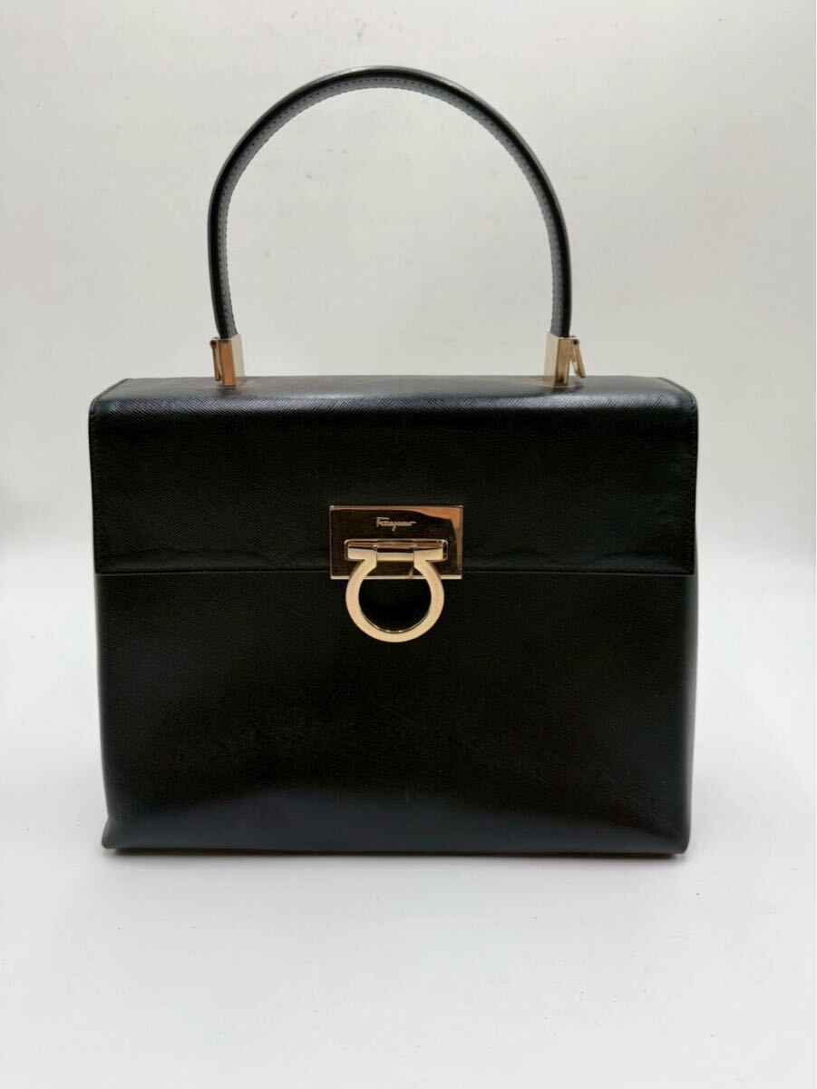 # Salvatore Ferragamo サルヴァトーレ フェラガモ レザー ハンドバッグ ブラック