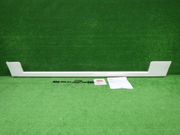 394711 【未使用美品】モデリスタ Ver.II ハイエース/レジアスエース H200系 右サイドスカート 070 標準ボディ HIACE/REGIUSACE