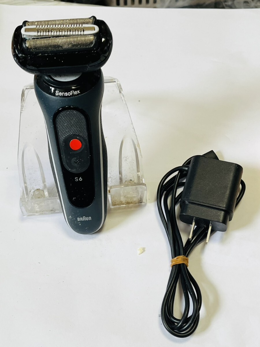BRAUN ブラウン S6 電気シェーバー 稼動品